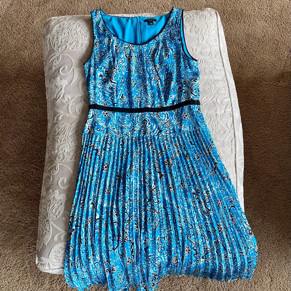 Ann Tyler dress